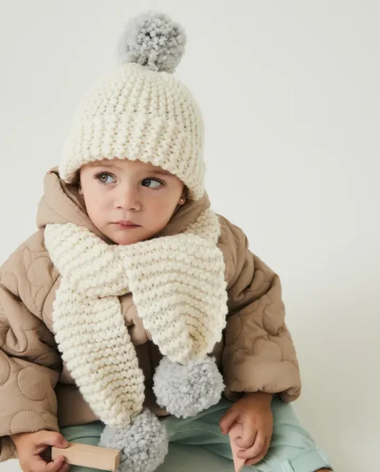 Bonnet enfant en laine pour fille ou garçon " fait main "