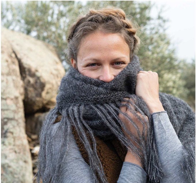 Echarpe femme tricoter en laine alpaga avec ses franges " kétline "